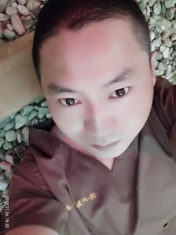 红枫叶的第一张照片--辽宁基督教相亲网